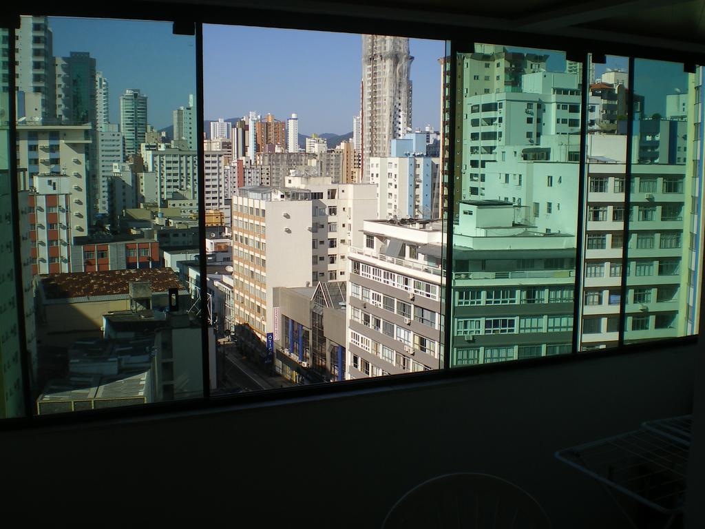 Apartamento Dante Tomio Balneario Camboriu Exterior photo